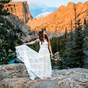Bohemian Lace Ivory Wedding Dress w/ Train